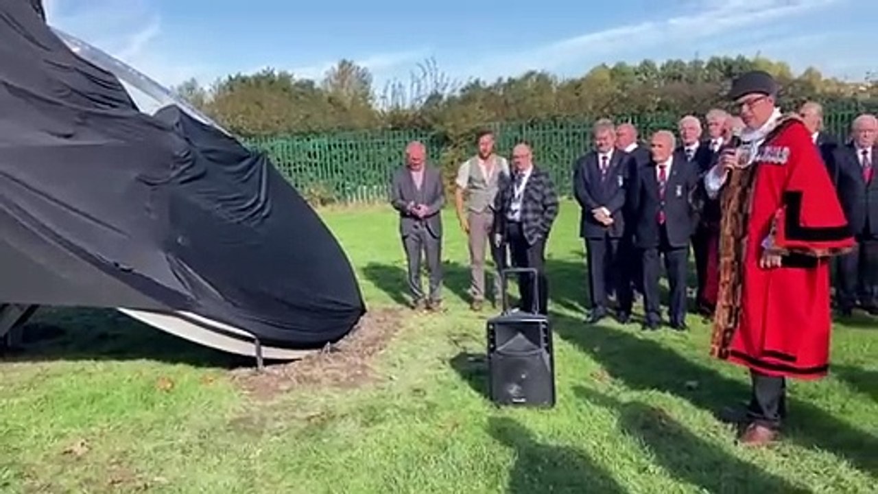 Unveiling of new pit wheel art installation in Featherstone