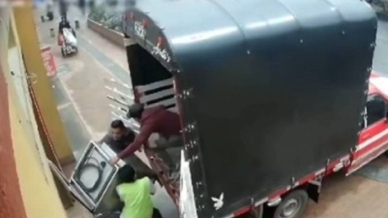 VIDEO: peligrosa banda de ladrones robaba a personas que vendían artículos por internet en Bogotá