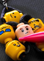 Vous pouvez fabriquer ces bijoux avec des objets disponibles autour de vous !
