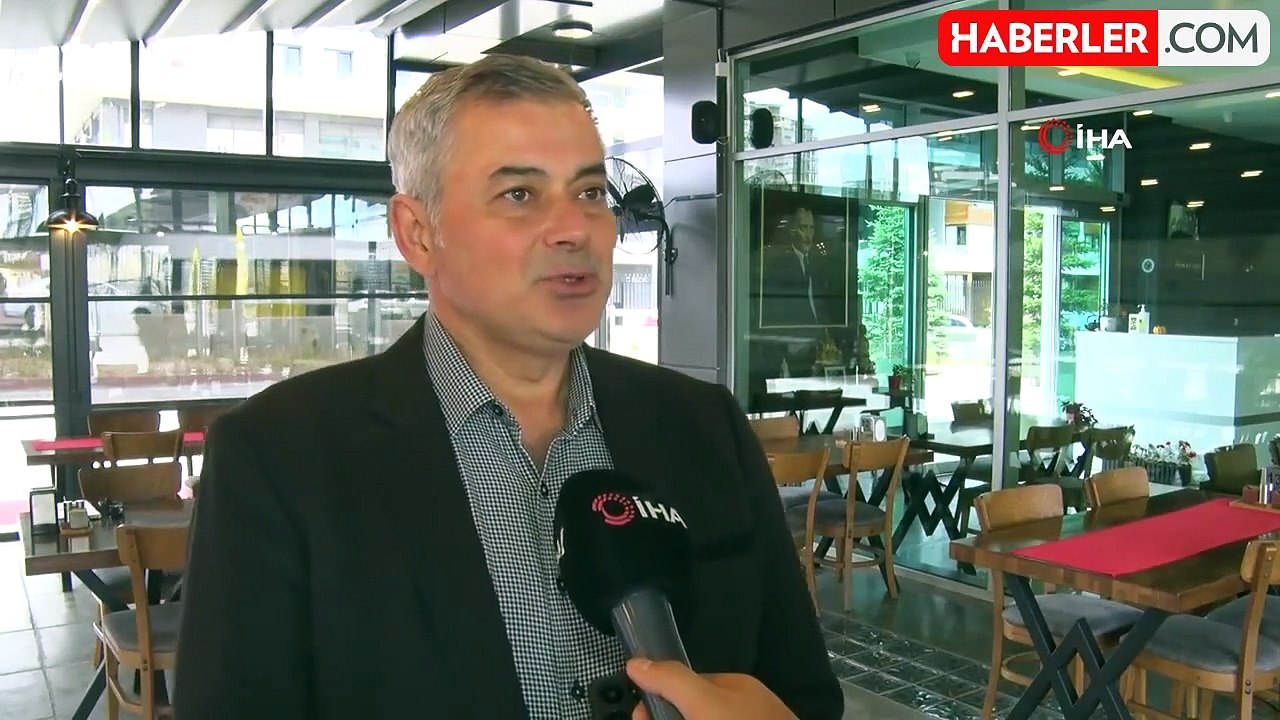 Eski Hakem Selçuk Dereli, Heimlich Manevrası ile Kadını Kurtardı