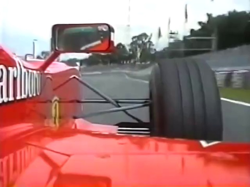 F1 – Eddie Irvine (Ferrari V10) laps in qualifying + onboard – Brazil 1998