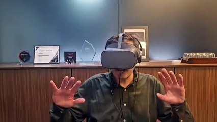 Reporter 'gets stabbed at teenage party' in brand new virtual reality video