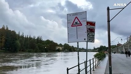 Maltempo, a Torino il Po allaga parte dei Murazzi