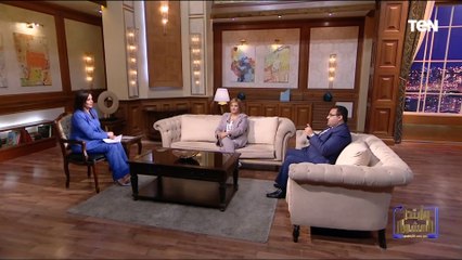 أبرزها جفاف العين وآلام الرقبة.. د.شريف حتىة يكشف الأمراض التي يسببها متابعة مواقع التواصل الاجتماعي