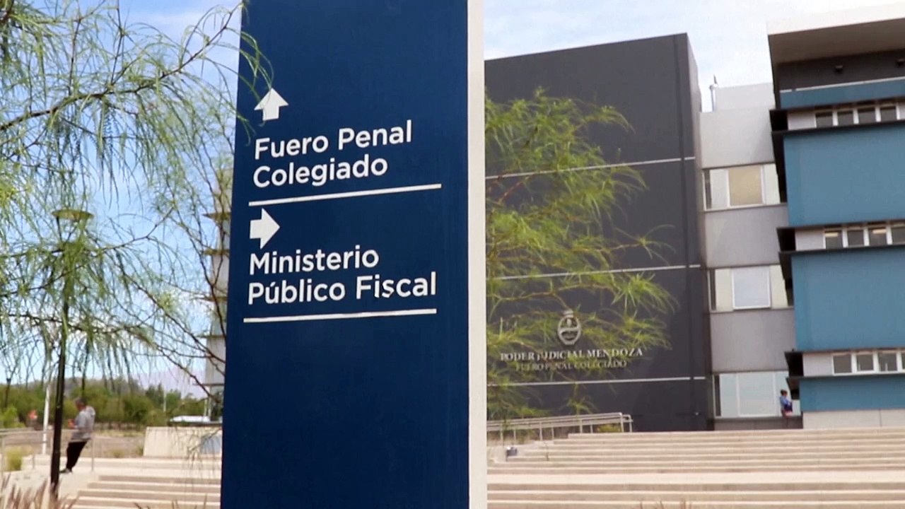 Justicia argentina define en una semana acusación de violación contra dos rugbiers franceses