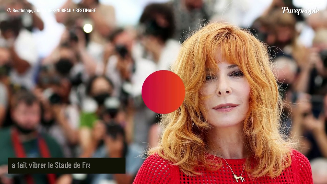 Mylène Farmer inquiétée par l'IA ? La star très renseignée sur ce sujet, objet à "fantasmes" et "craintes"