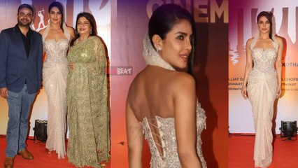 Global Icon Priyanka Chopra ने Film Screening पर लगाई आग, Event पर PC को ही देखते रह गए लोग, VIDEO
