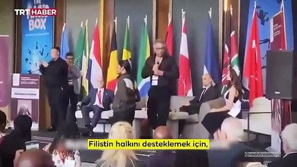 Alman elçiye tokat gibi sözler: İnsan içine çıkmaktan utanmıyor musunuz?