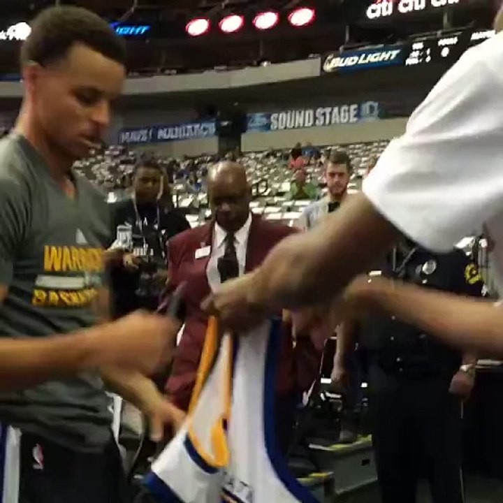 le gamin Quincy Olivari croise Stephen Curry