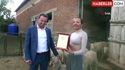 Karadağlı Moda Tasarımcısı Kadın Çoban Ödüllendirildi