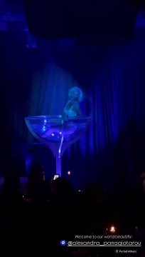 Αλεξάνδρα Παναγιώταρου: Σαγήνευσε ως «Μέριλιν Μονρόε» στην πρώτη της εμφάνιση στις Αθηναϊκές πίστες