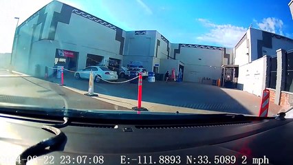 Walmart, getting oil change Scottsdale,Arizona...USA