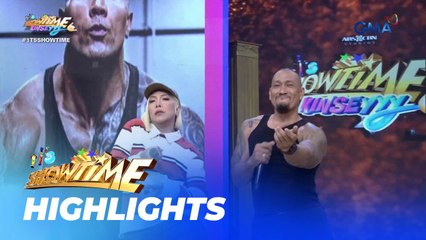 It's Showtime: Ion, Meme Vice, at Michelle Dee, nakihataw kay 'The Rock!' (Kalokalike)