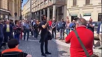 Cori e striscioni per l?ex neroverde: Chieti riabbraccia Grosso