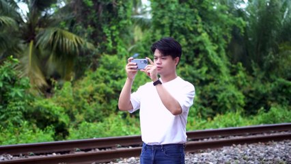 ចាប់កាន់ vivo V40 5G- កាមេរ៉ា ZEISS លើកនេះបានសម Pro!