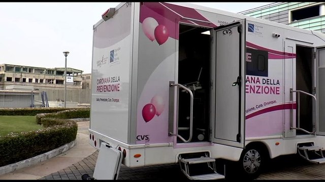 Lotta tumori del seno: torna a Napoli Carovana della Prevenzione