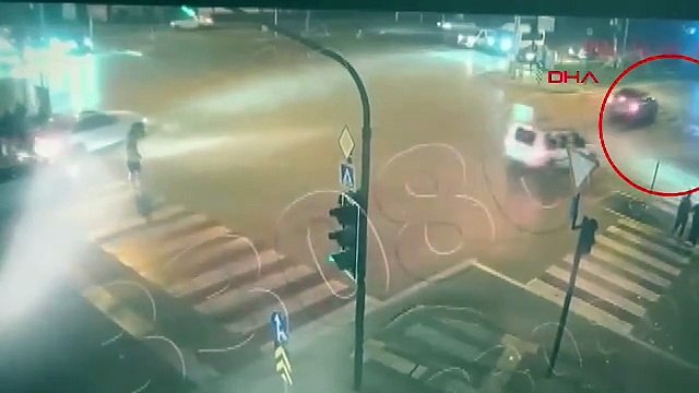 BURSA - Ehliyetsiz sürücünün kamyonetle çarptığı liseli Zeynep Naz, yaşam savaşını kaybetti