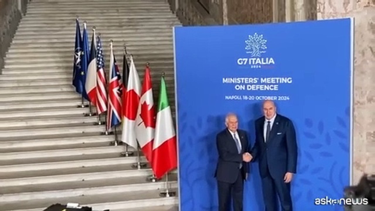 Crosetto apre G7 Difesa tra scaramanzia e ammirazione per Napoli