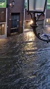 Moto trascinata dalla piena a Catania