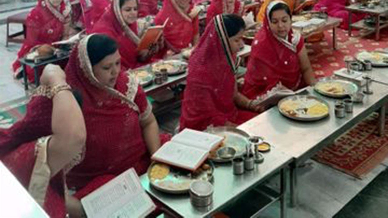 Karwa Chauth 2024: Karwa Chauth 2024 Vrat Katha | करवा चौथ की व्रत कथा | Boldsky