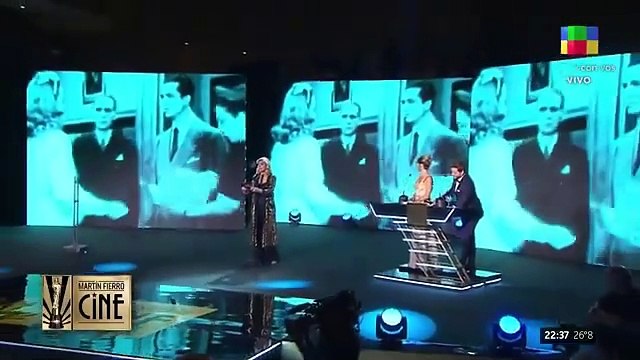 Mirtha Legrand recibió el Martín Fierro de Cine de brillante y pidió que no cierren el INCAA