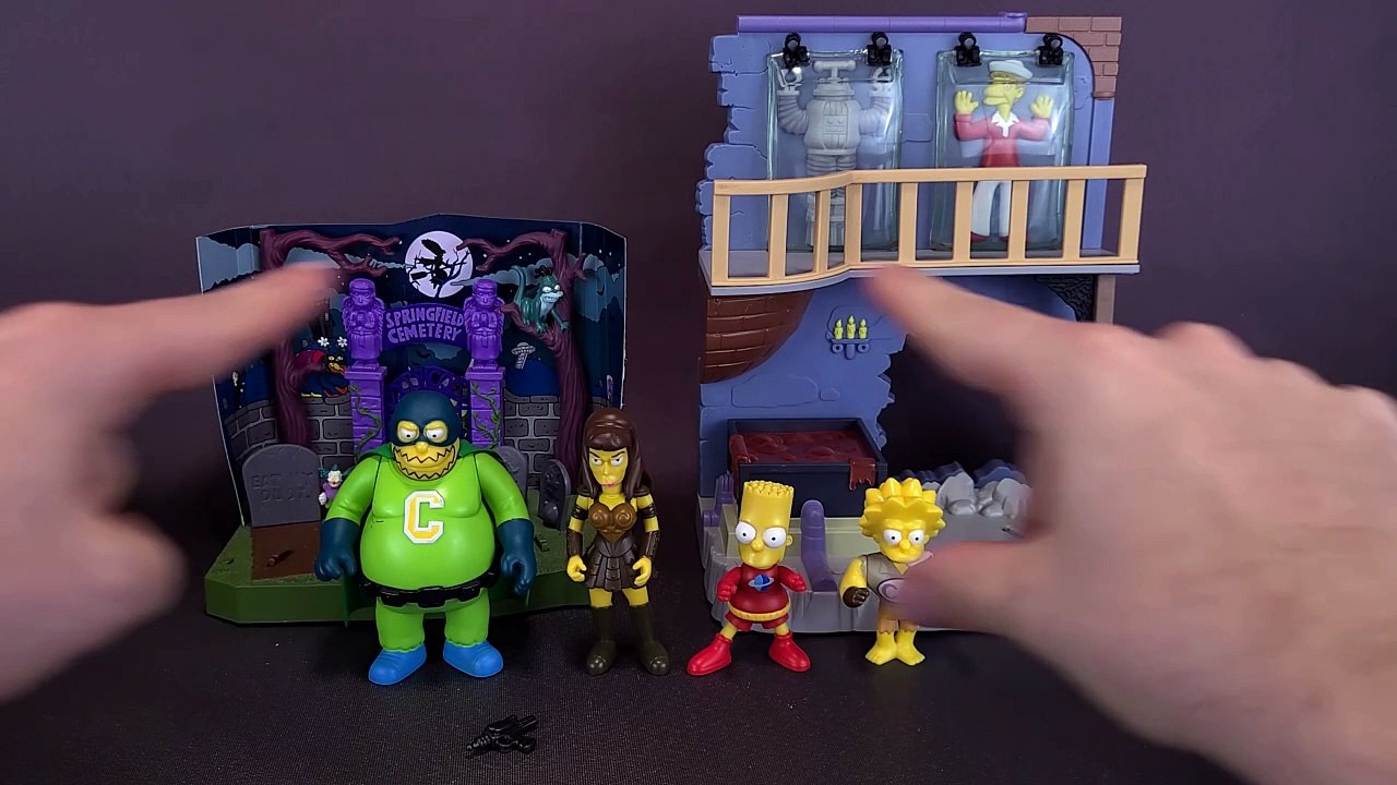 Playmates The Simpsons Treehouse of Horror The Collectors Lair Environment