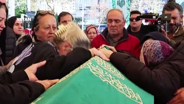 Oyuncu Vural Çelik son yolculuğuna uğurlandı! Ailesi zor anlar yaşadı