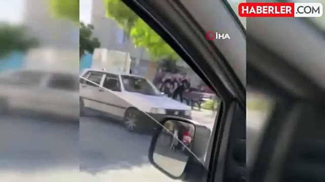 Alacak-verecek Meselesi Yüzünden Çocukların Önünde Kavga
