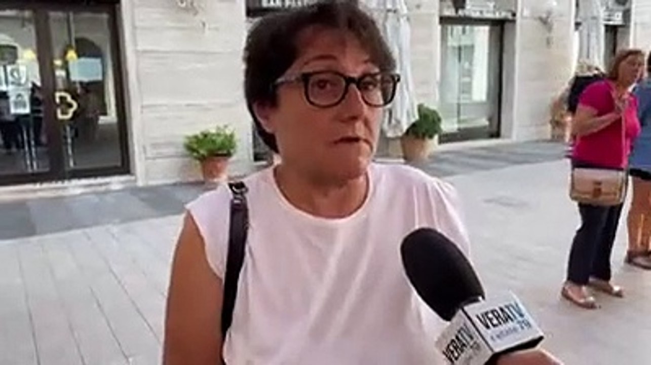 La protesta a Teramo contro i tagli alle scuole