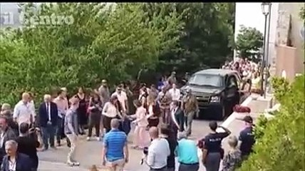 Montenerodomo in festa, l'arrivo e l'applauso alla sua onorevole cittadina americana