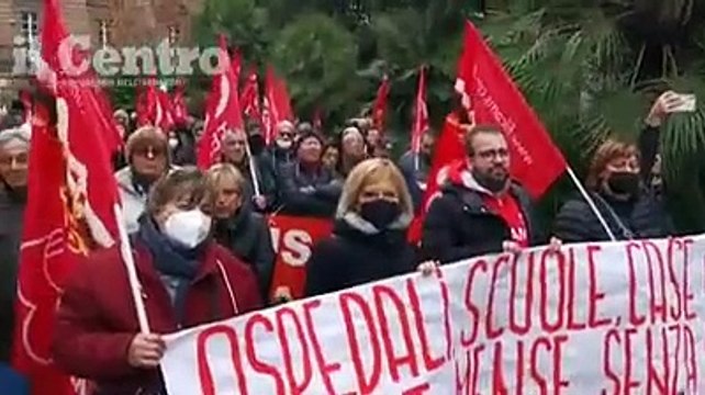 Sciopero e manifestazione CGIL: Senza stipendio da sette mesi - Video Giampiero Lattanzio