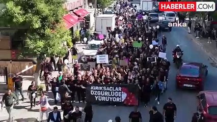 CHP Kadın Kolları'ndan "Kırık Saçlar Özgürlüğe Yürüyor" Yürüyüşü Buca'da Gerçekleşti