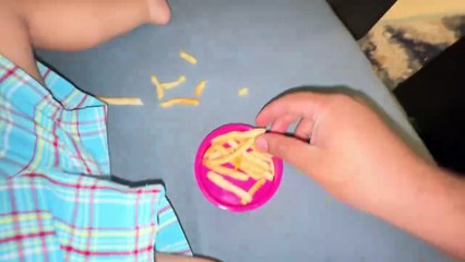 Aroob Ne Larki Ke Sath Pakar Liya  _ Female Fan Ki Waja Se Larai Ho Gai (720P_HD)