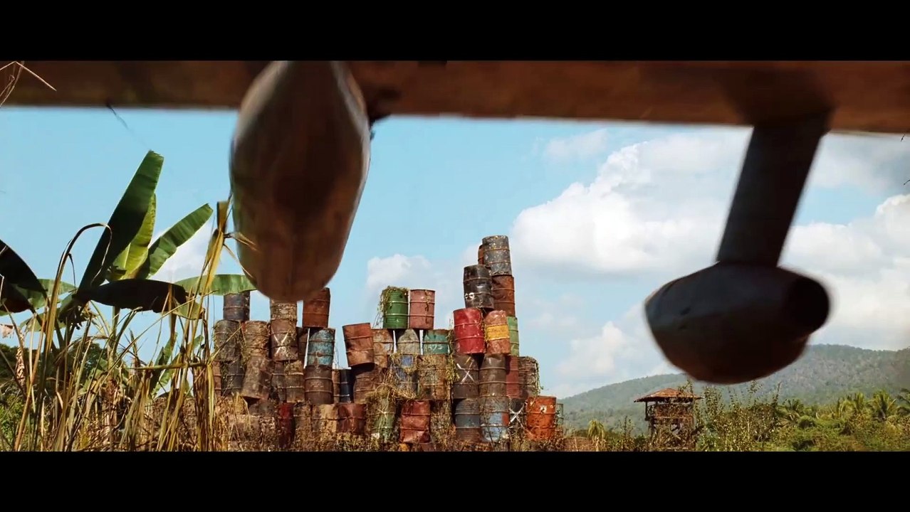 AIR AMERICA Film Clip - Der Flugzeugabsturz