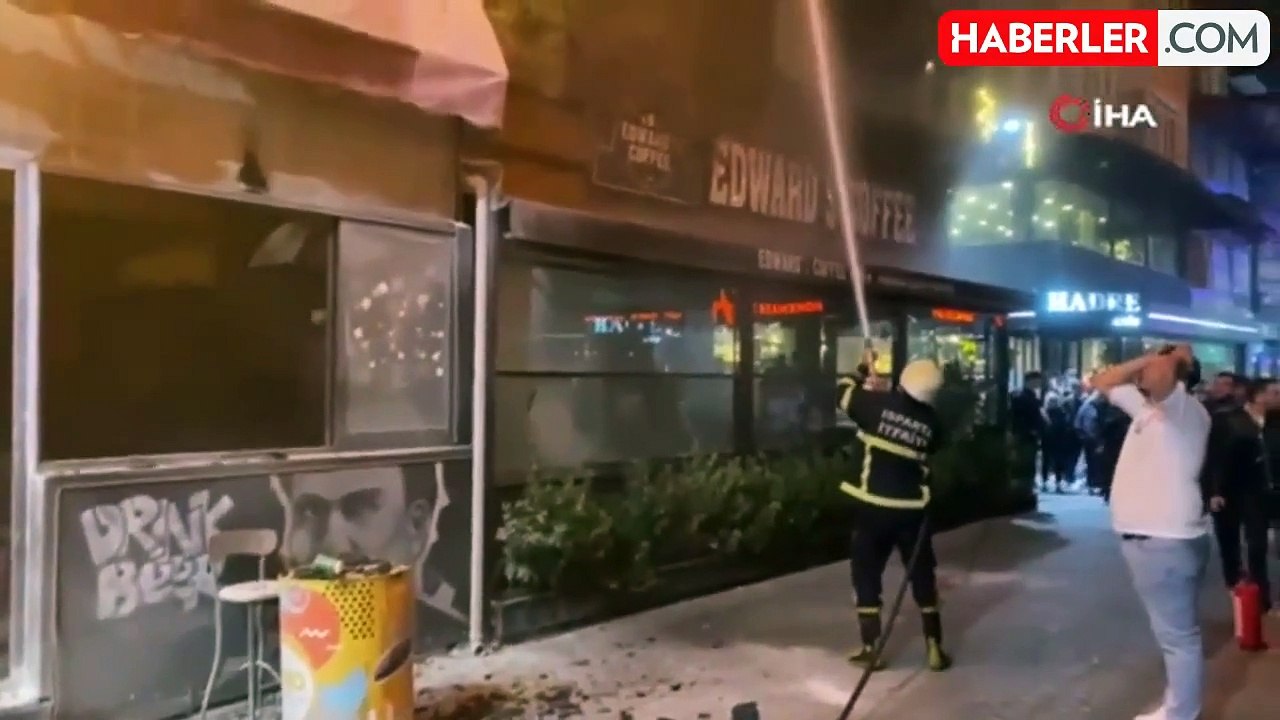 Cumartesi eğlencesi korkunç bitti! 5 katlı eğlence merkezinde müşteriler dehşeti yaşadı