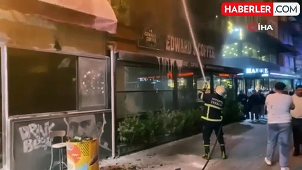 Cumartesi eğlencesi korkunç bitti! 5 katlı eğlence merkezinde müşteriler dehşeti yaşadı