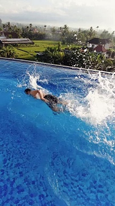 Paket Berenang Murah RV Hotel Kota Gianyar Bali...  #RVHotelGianyar #RVHotelKutusKutus #RVHotel #Gianyar #Bali