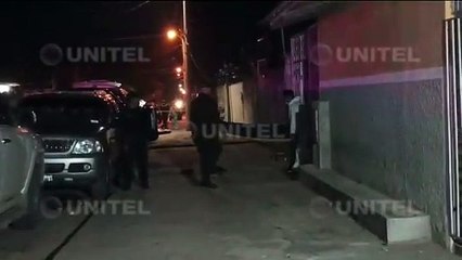 Anciano es hallado muerto y con cortes en el cuello dentro de su vivienda en Santa Cruz