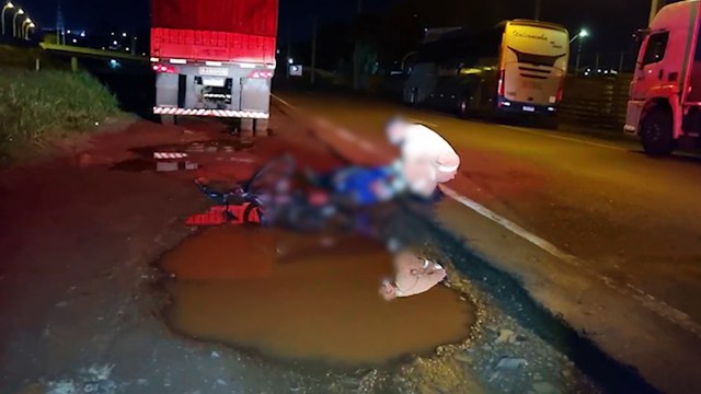 Idoso é socorrido pelo Siate após cair de bicicleta