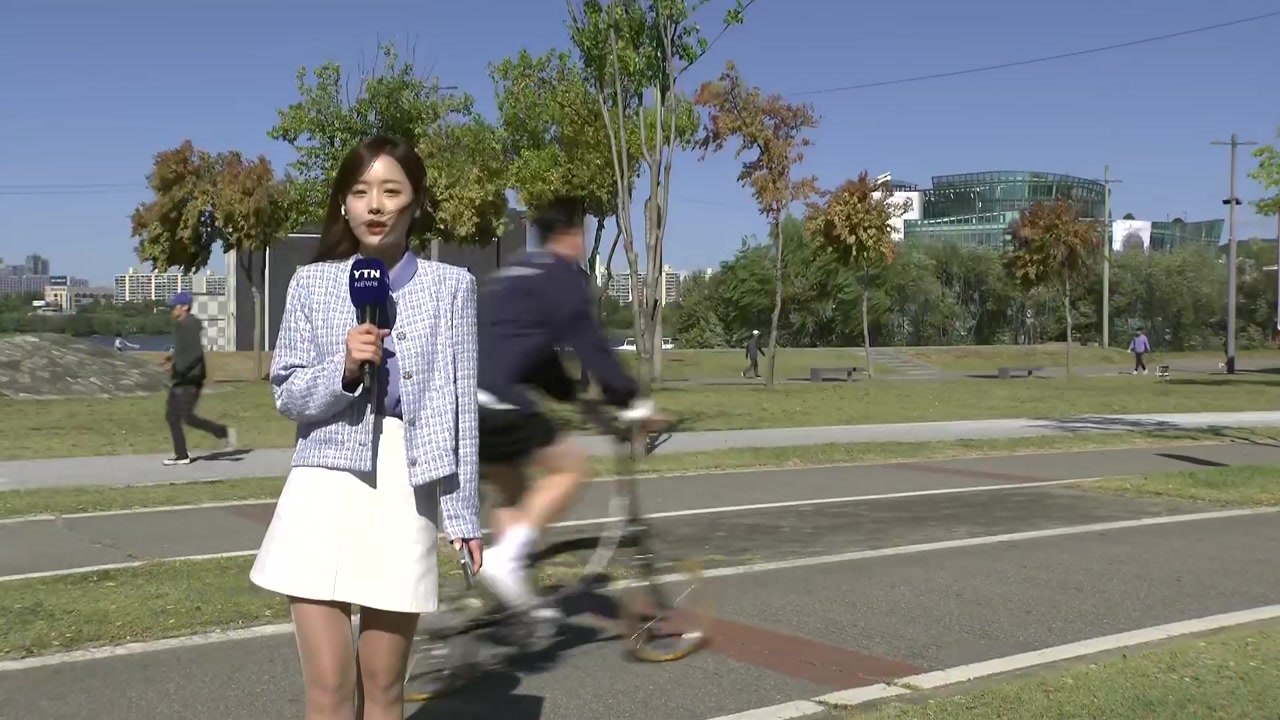 [날씨] 서울 올가을 최저, 10.5℃...시민들 옷차림 두툼 / YTN
