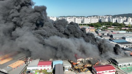 인천 왕길동 화재...주민 90여 명 대피·공장 30여 곳 피해 / YTN