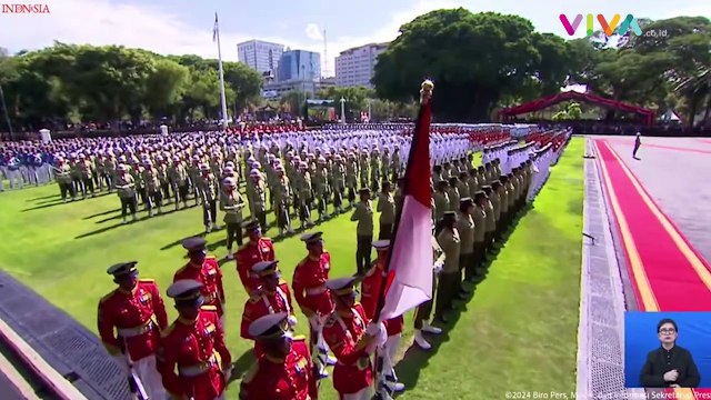 Lambaian Tangan Terakhir Jokowi di Istana Merdeka