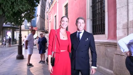 Laura Sánchez aplaude el discurso de Sara Carbonero