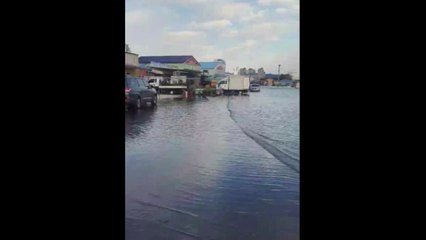 "도로에 바닷물이"...'폭풍해일 특보' 서남해안 침수 잇따라 / YTN