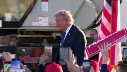 Bizarre moment Trump talks about golf legend Arnold Palmer's manhood at Pennsylvania rally