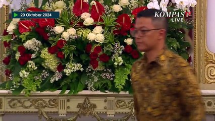 Video herunterladen: Detik-detik Prabowo Umumkan Susunan Kabinet Merah Putih Bersama Gibran