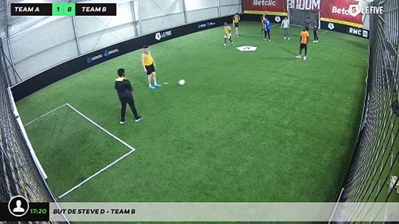 But de Steve D - Team B