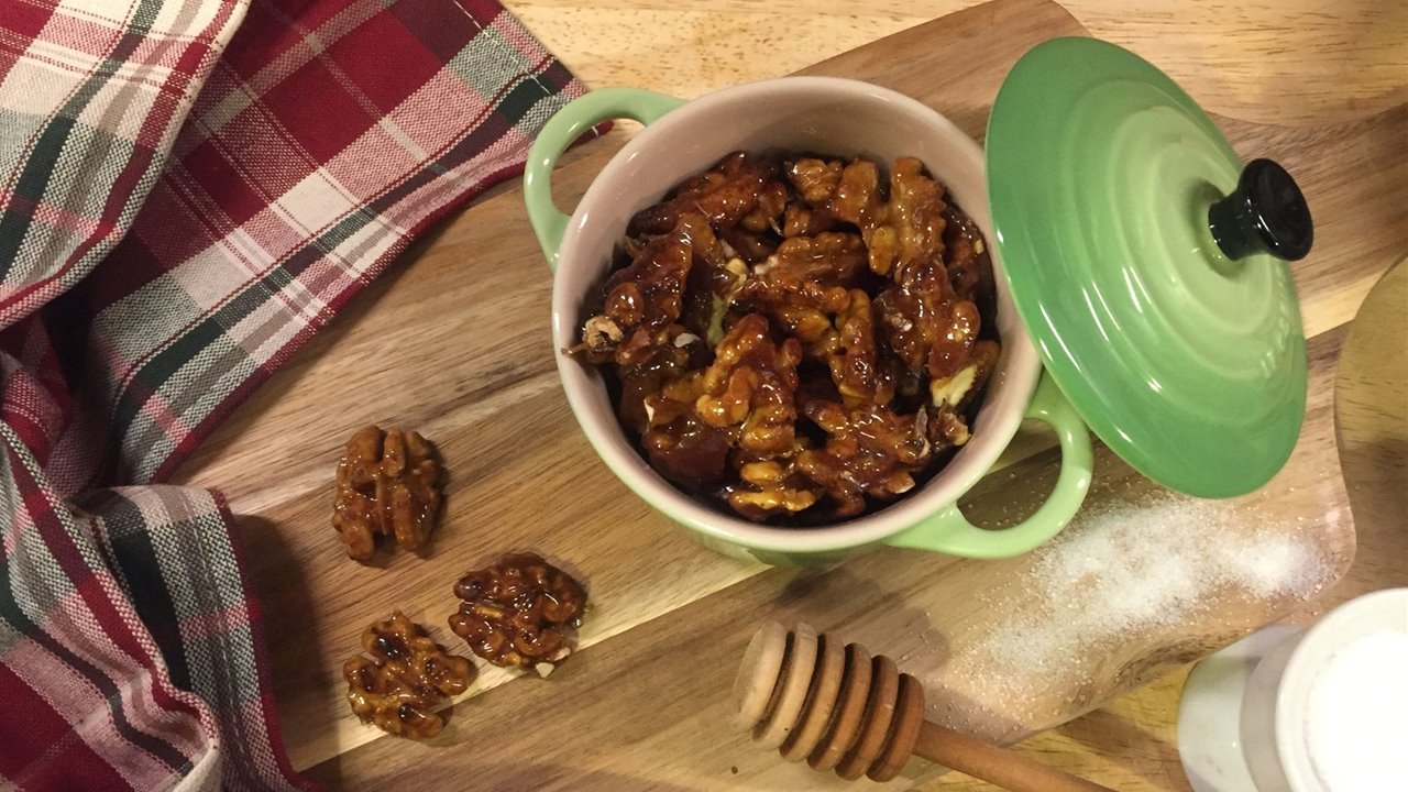 Nueces garrapiñadas - Cocina Fácil