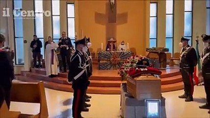 Il saluto commosso dell'Arma al carabiniere Rapagna: "E' come se fosse nato con la divisa"