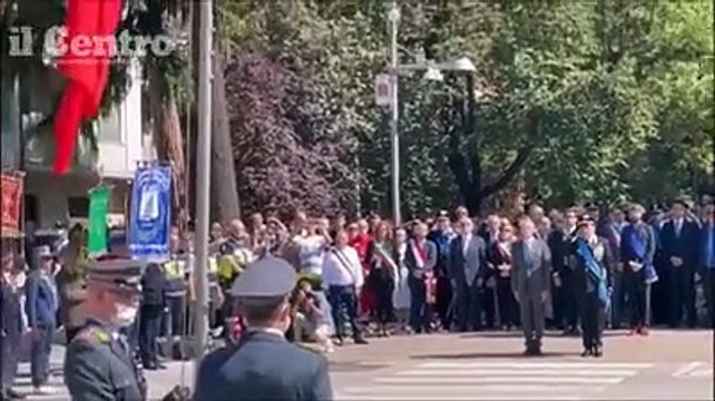 Festa della Repubblica, l'alzabandiera, l'Inno e l'onore ai caduti